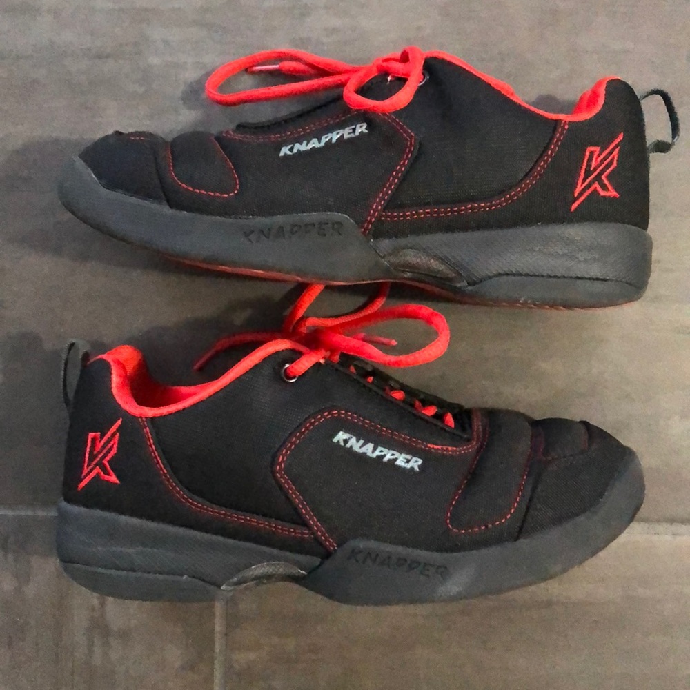 Knapper Training Shoes